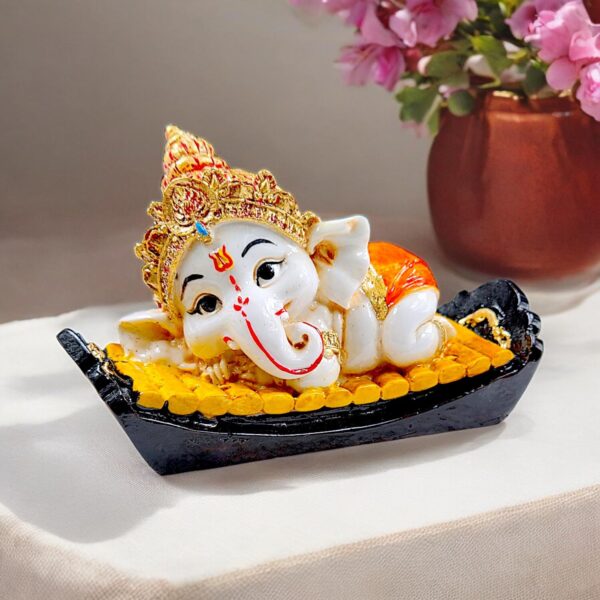 Karigaari India Resin Bal Ganesha Decorative Ganesh Idol Statue Showpiece Decoration Items for Home Decor Mandir Temple Living Room Pooja Room Bedroom Office Table Decorative Gifts