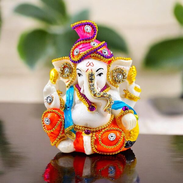 Karigaari India Handcrafted Lord Ganesha Idol for Car Dashboard I Ganesha Murti Ganpati Idol for Home Decor Puja Lord Ganesh Statue Gift for Office Desk Puja Room Figurine