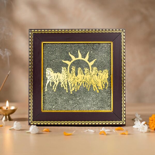 MISHUMAKER 7 Horses on Raw Pyrite Frame, Seven Running Horses with Sun Vastu Painting, Wall Decor for Money, Protection, Success, Chakra Healing, Original Pyrite Stone Showpiece, 7 x 7 Inch